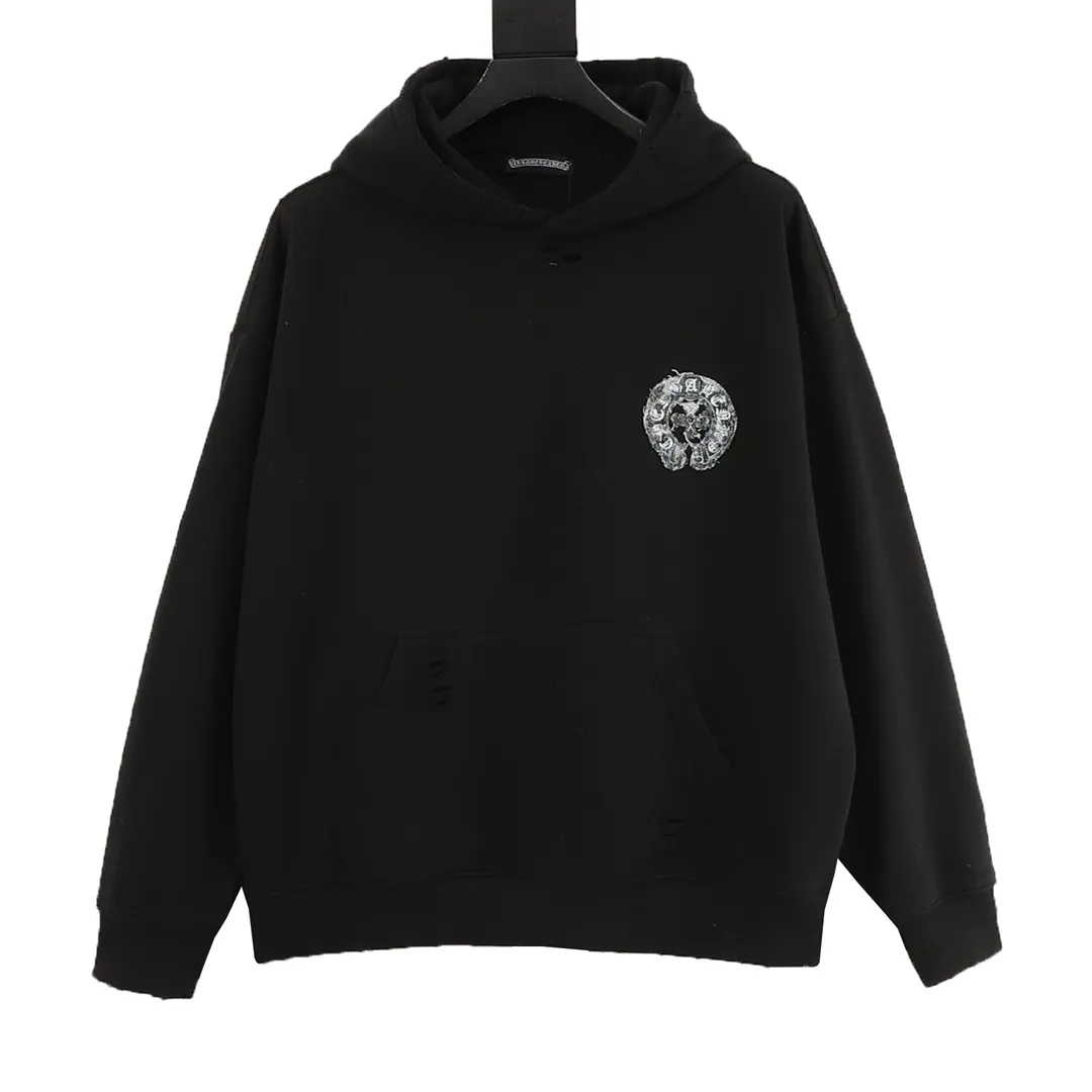 🅿️620 Chrome Hearts/Chrome Hearts Heavy Industry Cross logo patch embroidery washed burnt hooded sweatshirt. Made of double-strand double yarn 430g pure cotton sweatshirt fabric. The fabric is woven with double-strand twists. It is 40% stronger than single-strand yarn to form a three-dimensional texture similar to the texture of tripe. It not only maintains the moisture absorption and breathability of pure cotton, but also achieves softness and non-collapse through double-strand thickening. Laser burnt patch embroidery. Frayed process Patch micro logo on the chest Large logo cross pattern on the back Heavy-duty laser burnt three-dimensional patch embroidery pattern design Washed and frayed The overall garment presents a lazy style Whether it is daily outings or sports and fitness, you can show your trendy attitude and become the focus of the street Complete with three logos OS loose fit Color: Washed black, Washed white Size: S-XL